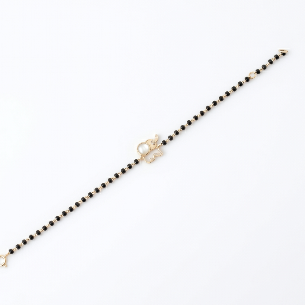 Mother of pearl diamond bracelet for baby in gift box — 14k gold nazariya
