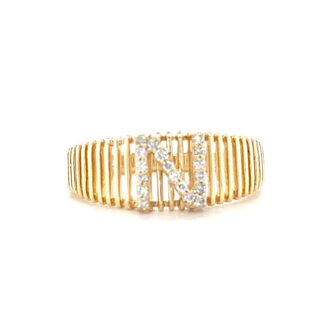 Ribbed Band Initial Diamond Ring - ILR4095