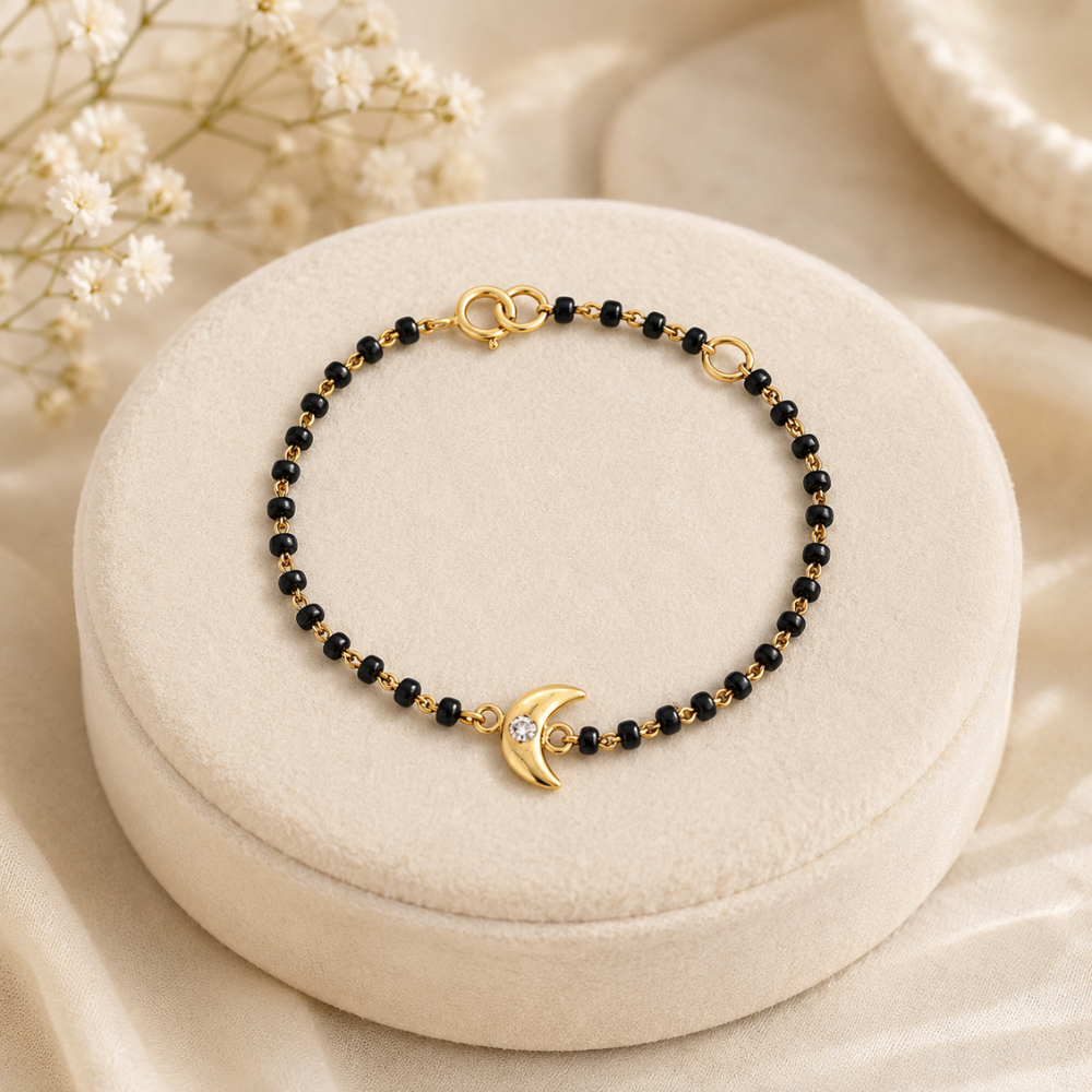 Gift box with moon kids nazariya — 14k gold diamond baby bracelet ready for gifting