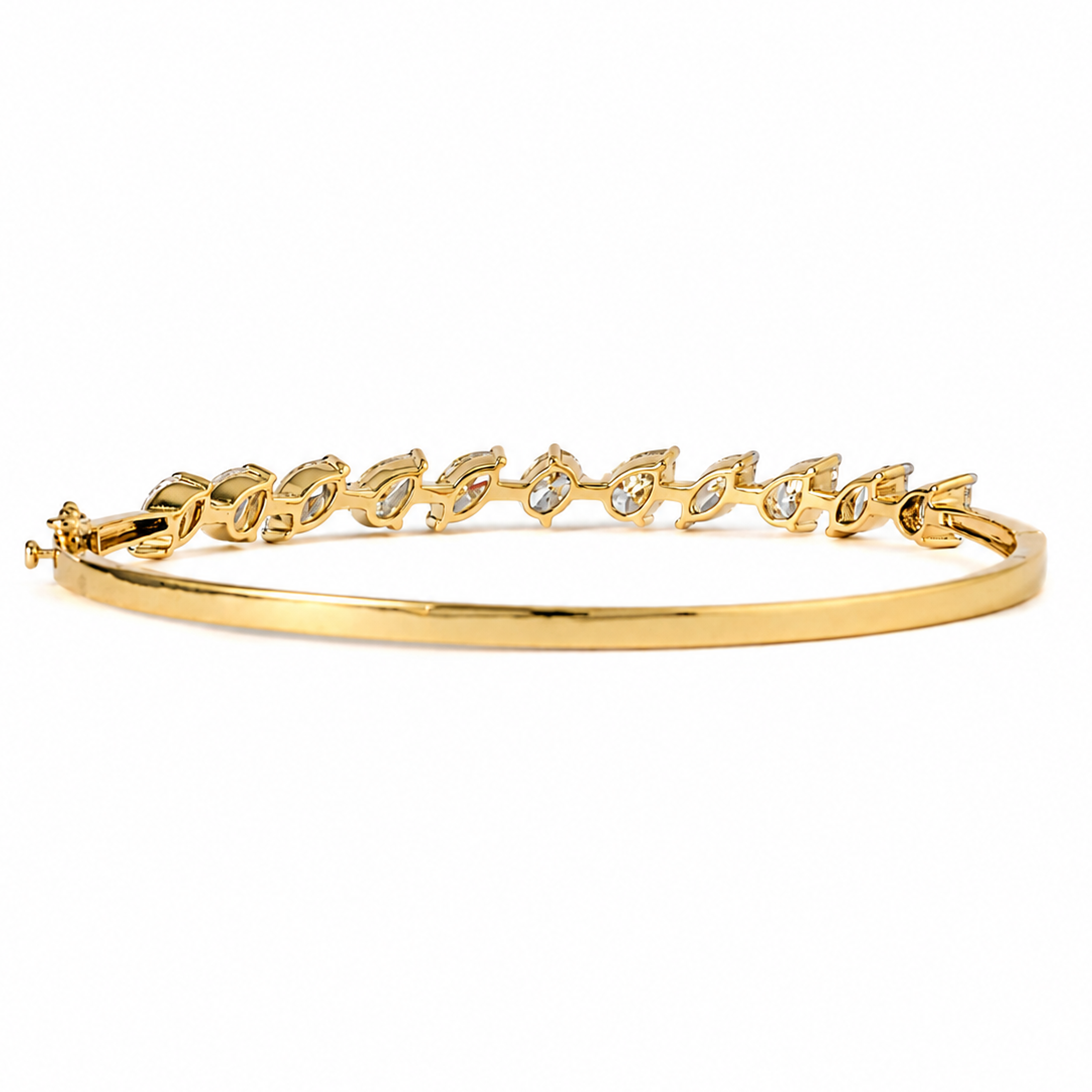 Multi-Shape Natural Diamond Cluster Wave Bracelet in Solid Gold