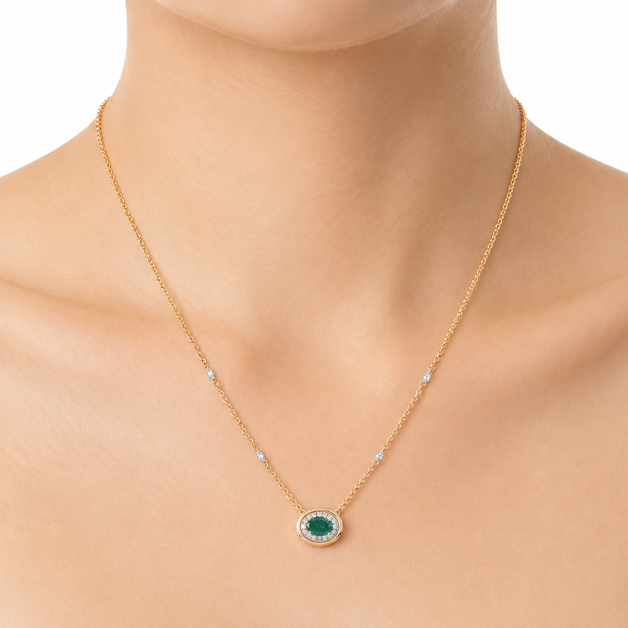 Oval Emerald Diamond Halo Necklace