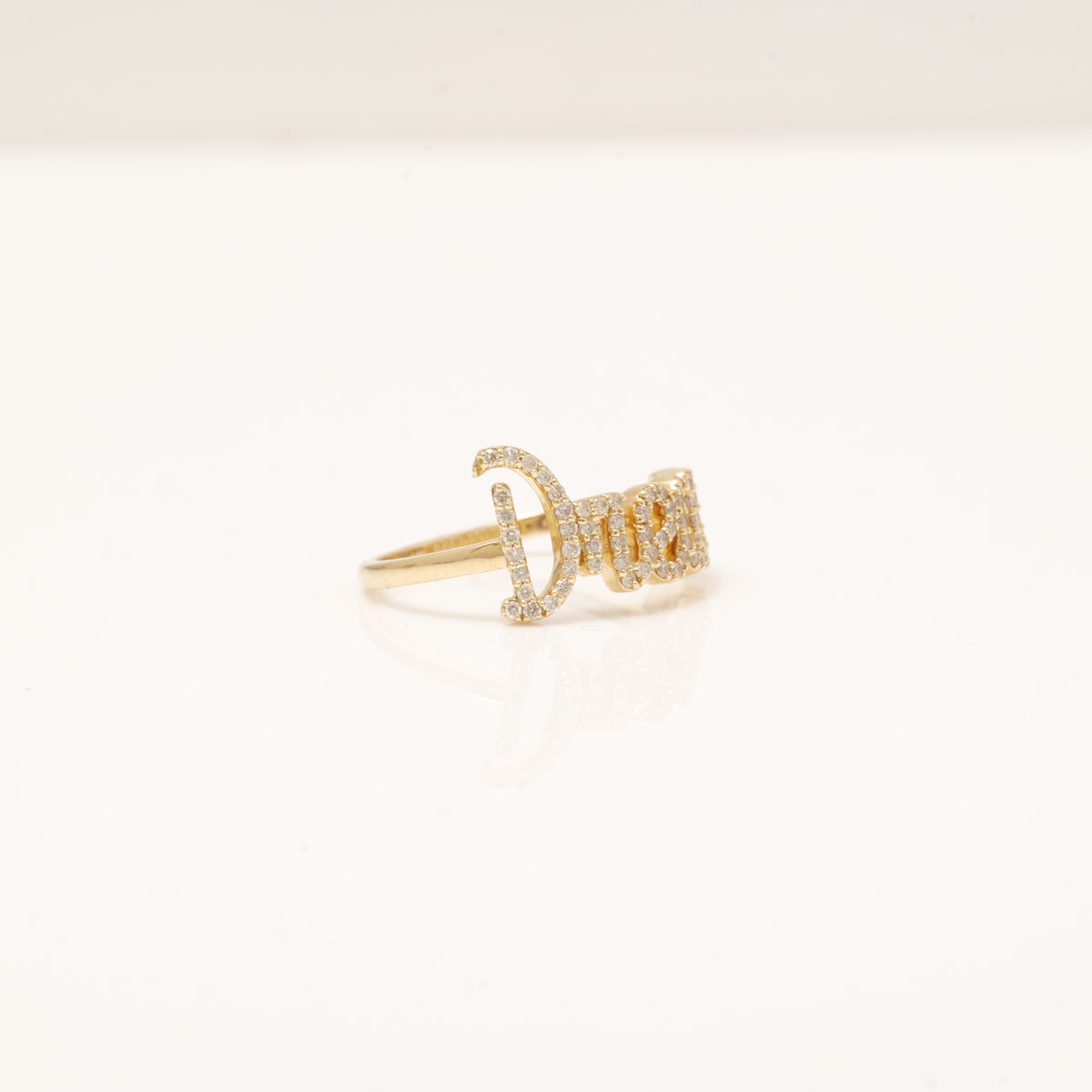 Dream Script Diamond Ring — ILR1064
