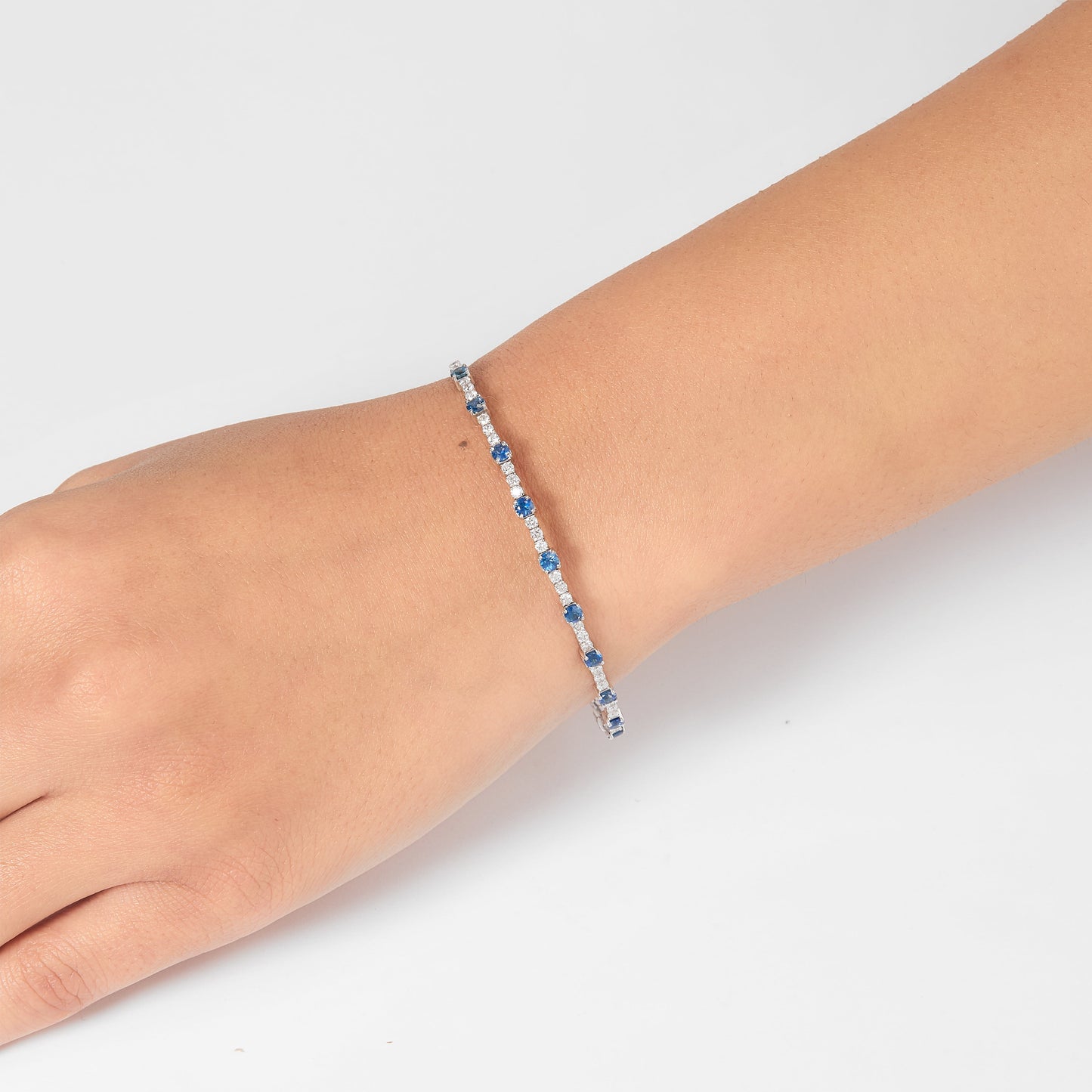 Blue Sapphire Diamond Bangle Bracelet