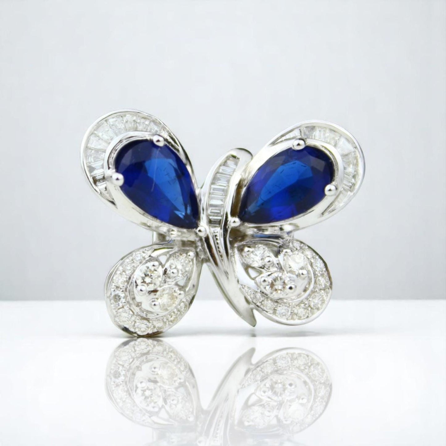 Blue Sapphire Butterfly Diamond Ring