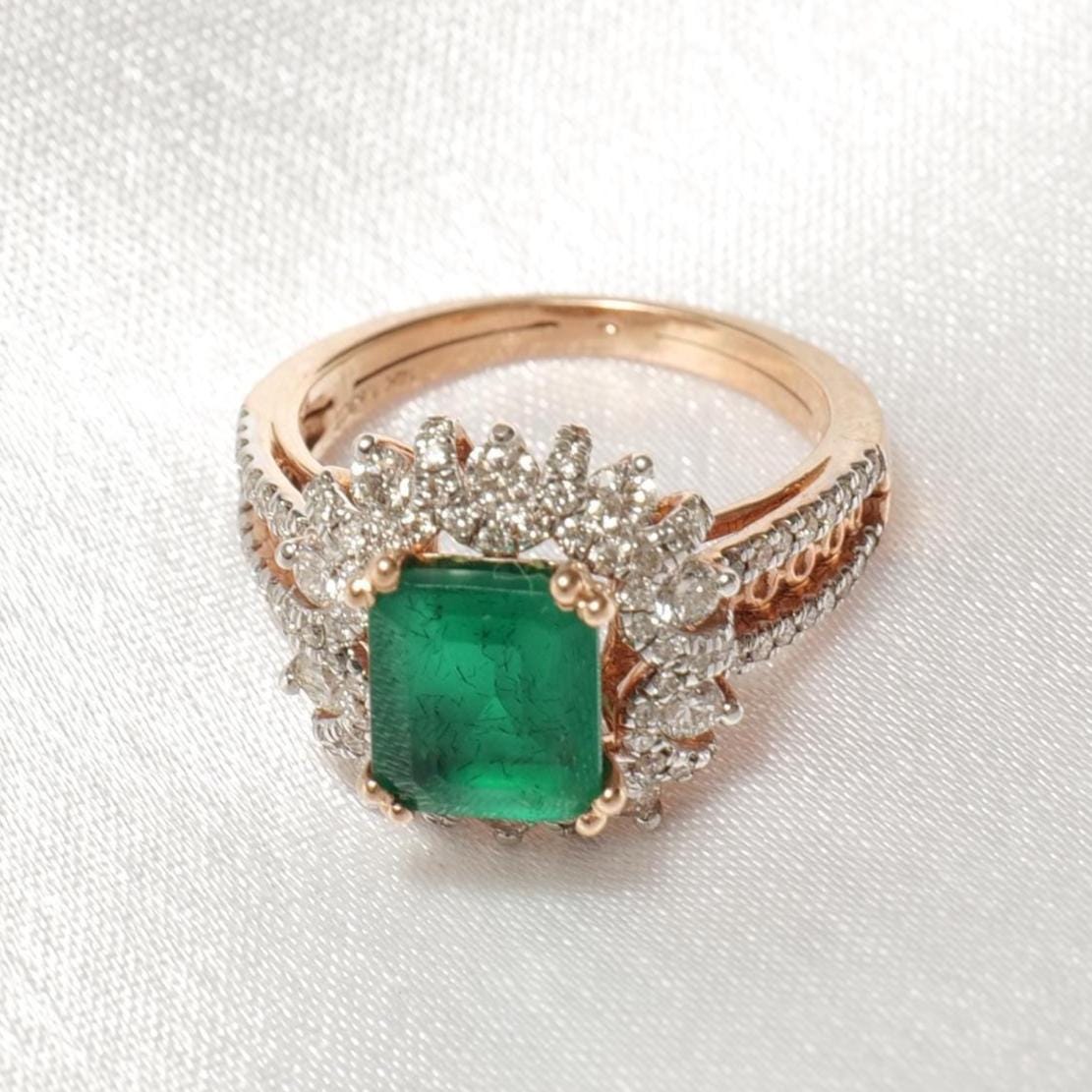 Emerald Diamond Halo Ring