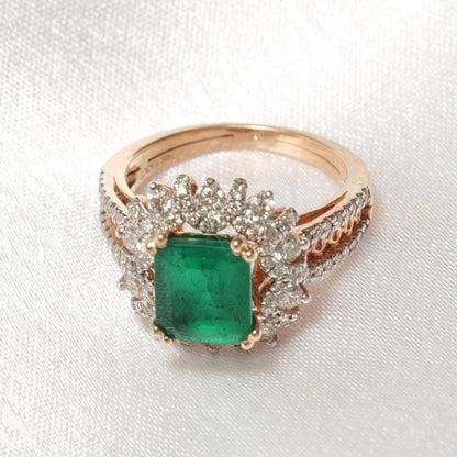 Emerald Diamond Halo Ring